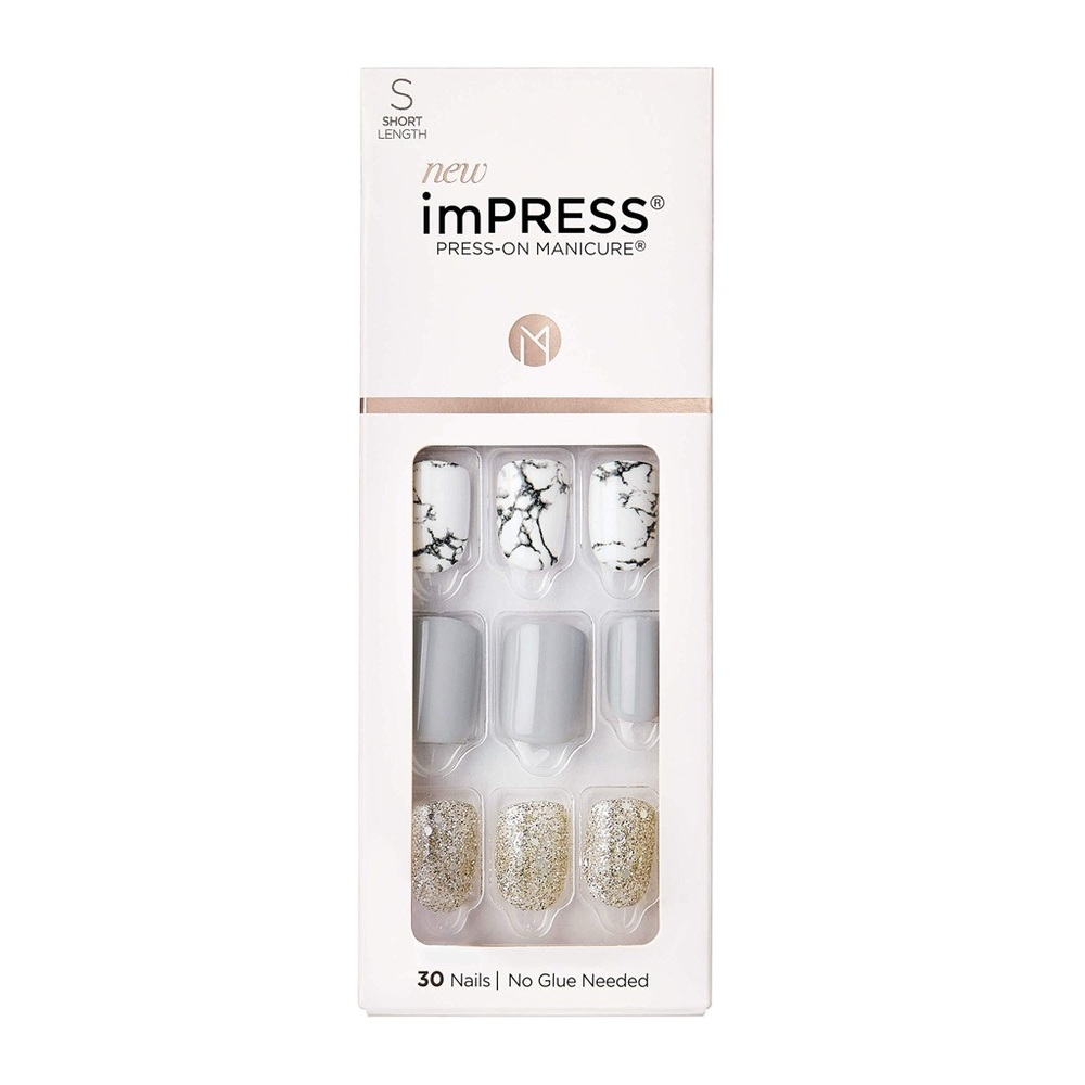 KISS IMPRESSION PRESS ON MANICURE